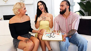 Sinful Venus Valencia and Bambi Barton - interracial clip - Devil's Film