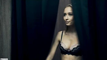 Femme fatale Little Puck's babe movie