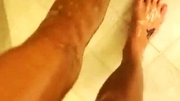 fetish babes fisting each other close up at home